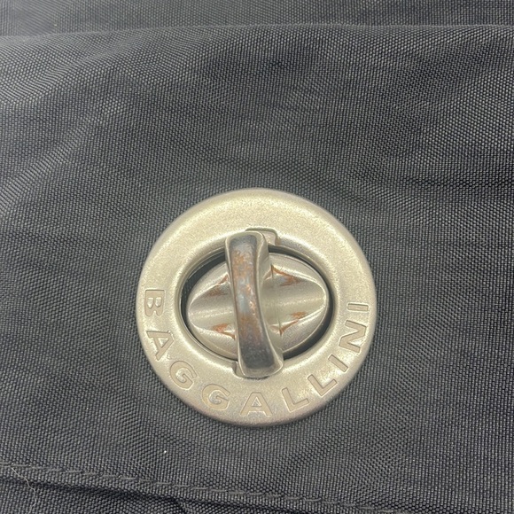 Baggallini Black Nylon Crossbody Bag with small wallet. BP1986A - Picture 3 of 13